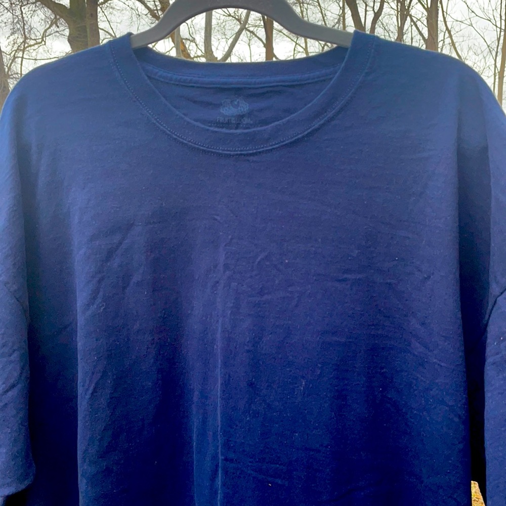 NEVER WORN Fruit of the Loom Tshirt